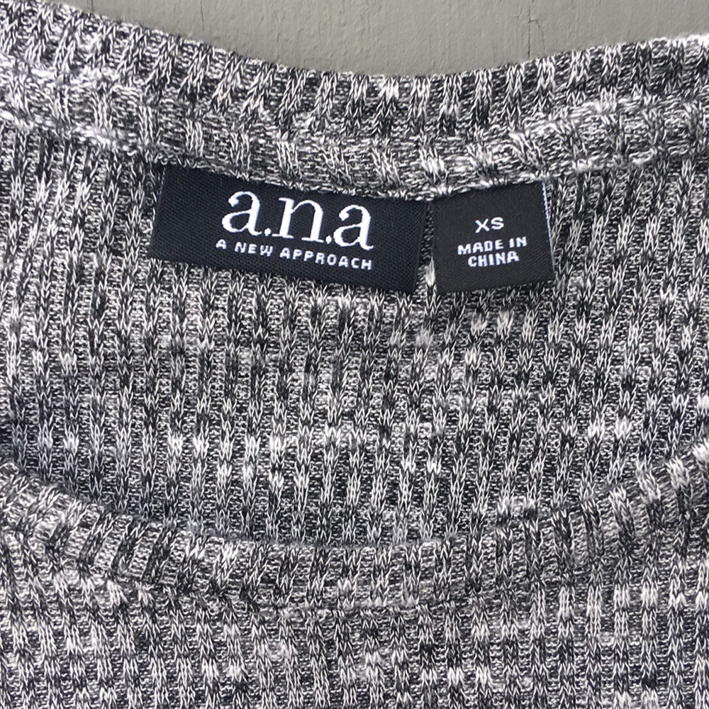 Gray tunic - Picture 2 of 2